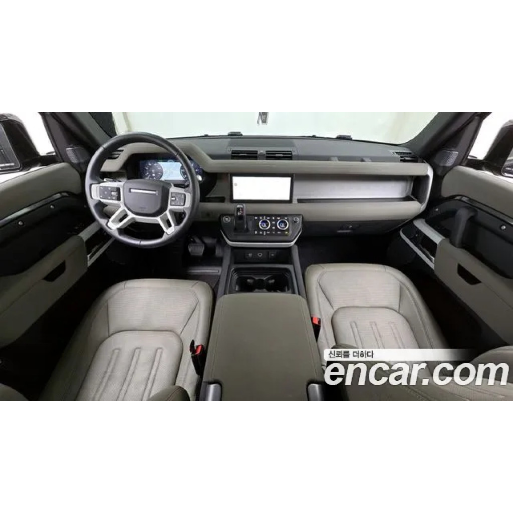 Land Rover Defender 2022 г.