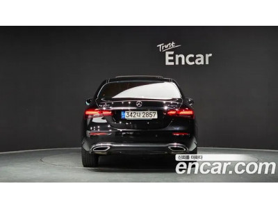 Mercedes Benz E-Class 2022 г.
