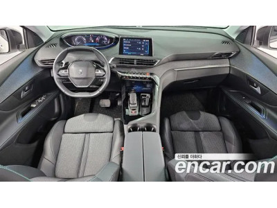 Peugeot 5008 2022 г.
