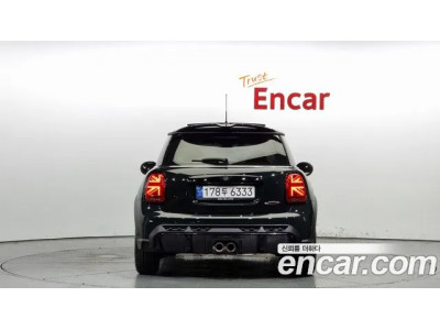 Mini Cooper 2023 г.