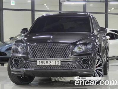 Bentley Bentayga 2022 г.