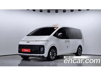 Hyundai Staria 2023 г.