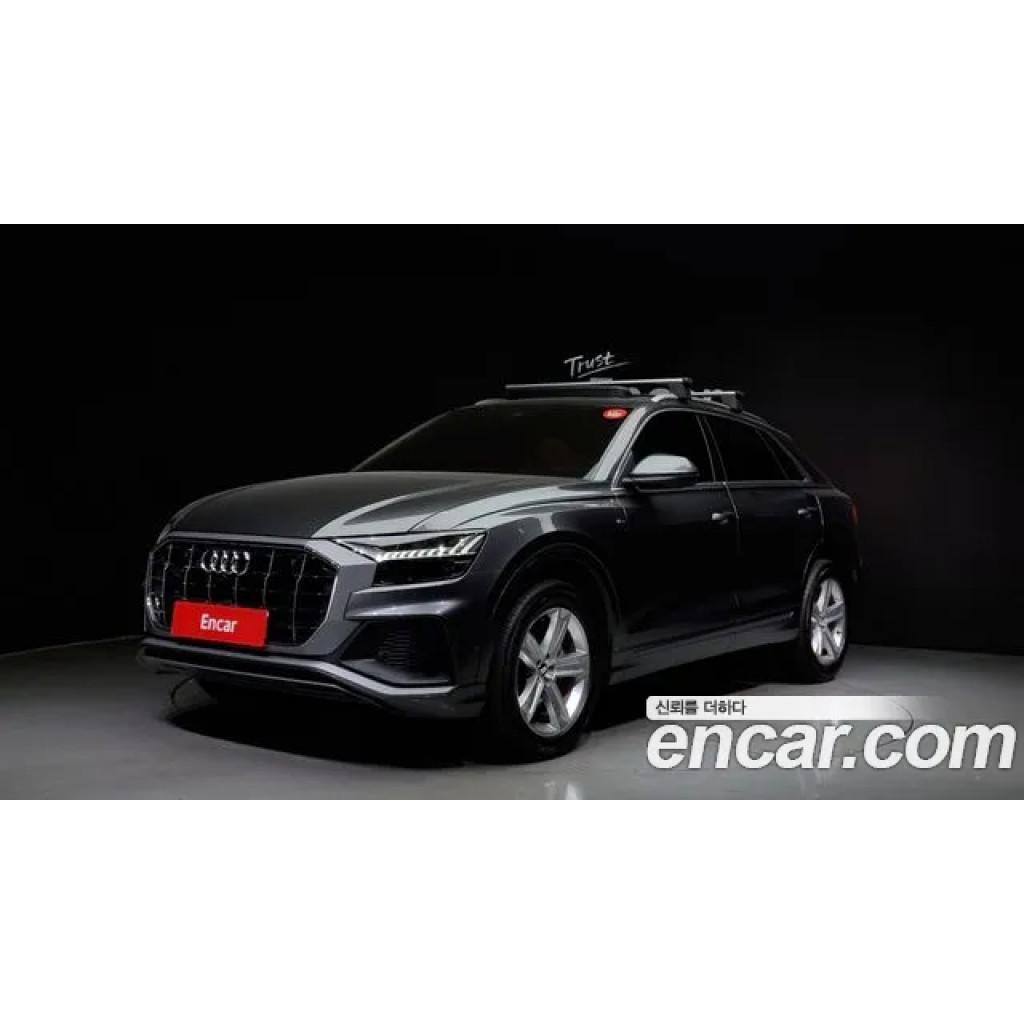 Audi Q8 2021 г.
