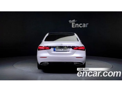 Mercedes Benz E-Class 2021 г.