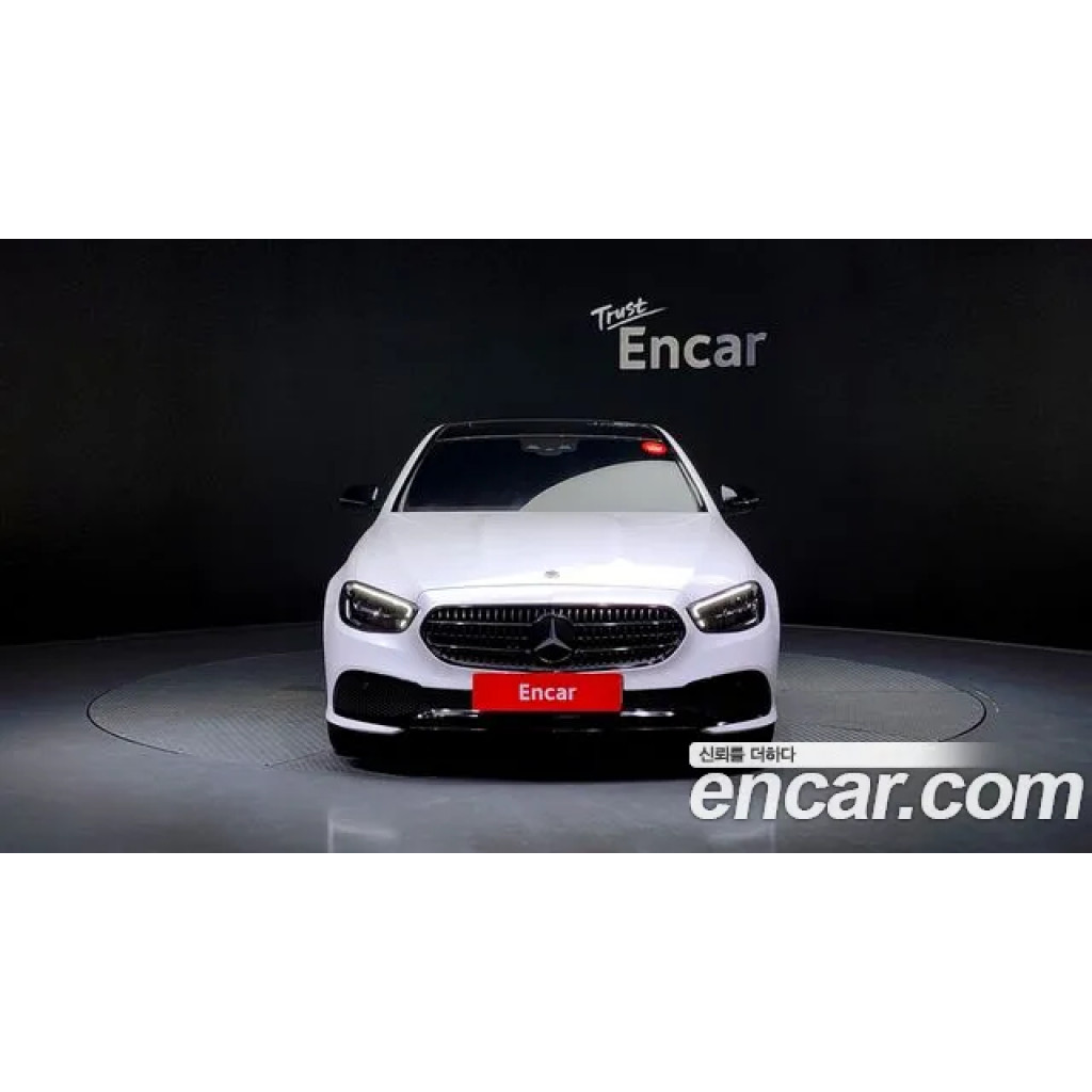 Mercedes Benz E-Class 2021 г.