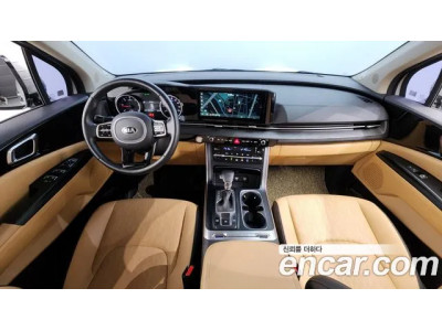 KIA Carnival 2021 г.