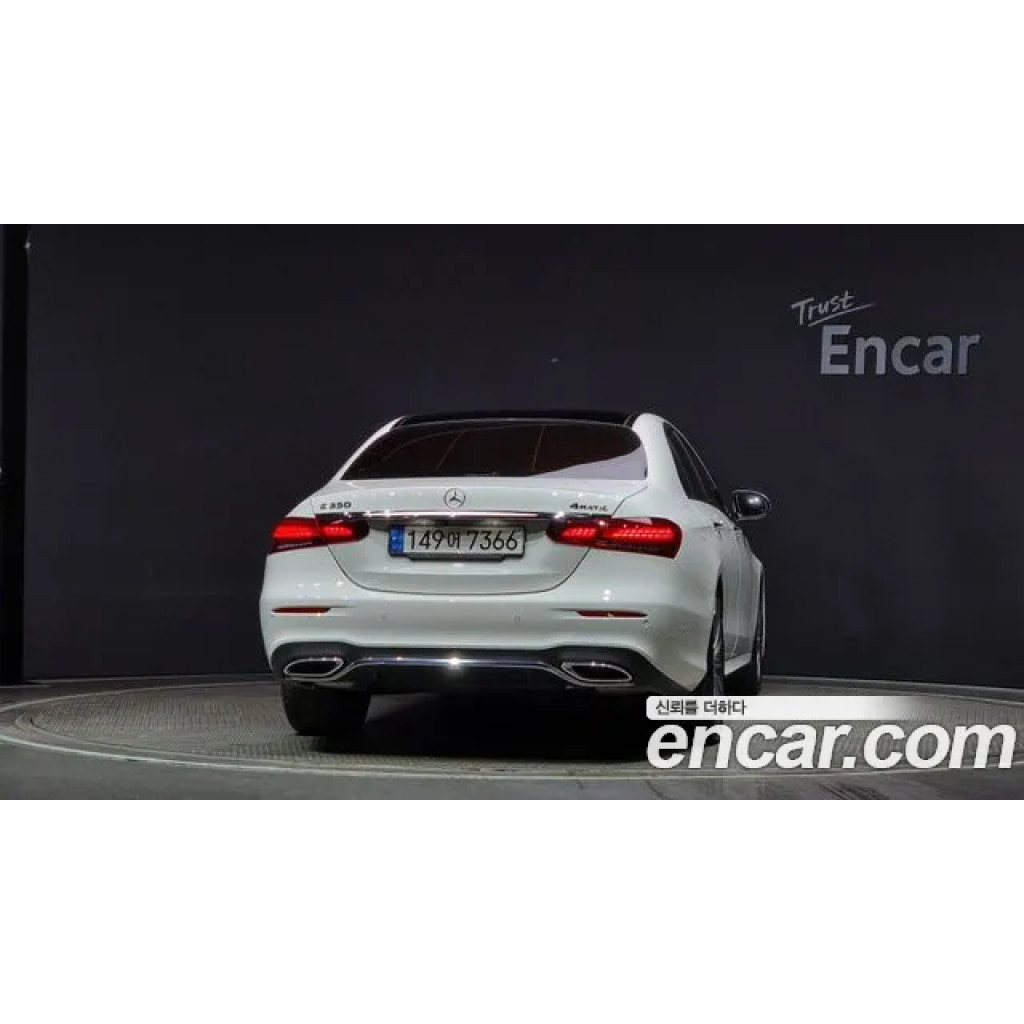 Mercedes Benz E-Class 2022 г.