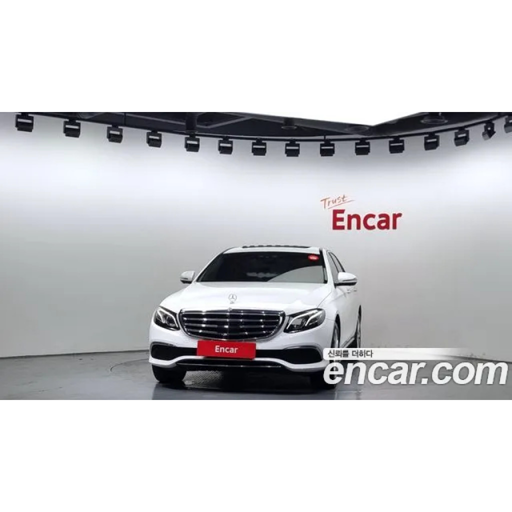 Mercedes Benz E-Class 2020 г.