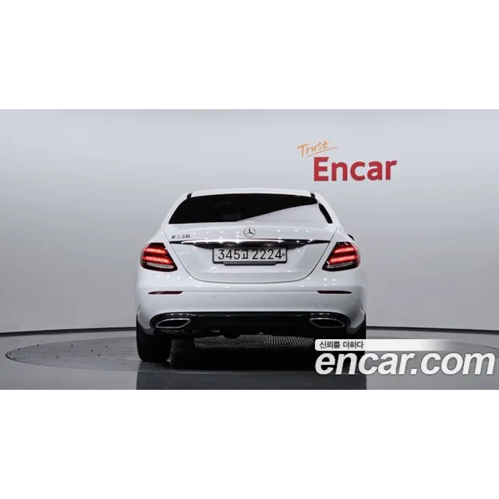 Mercedes Benz E-Class 2020 г.