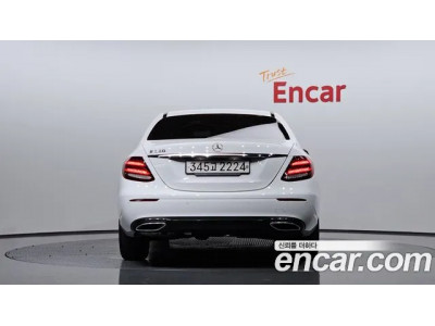 Mercedes Benz E-Class 2020 г.