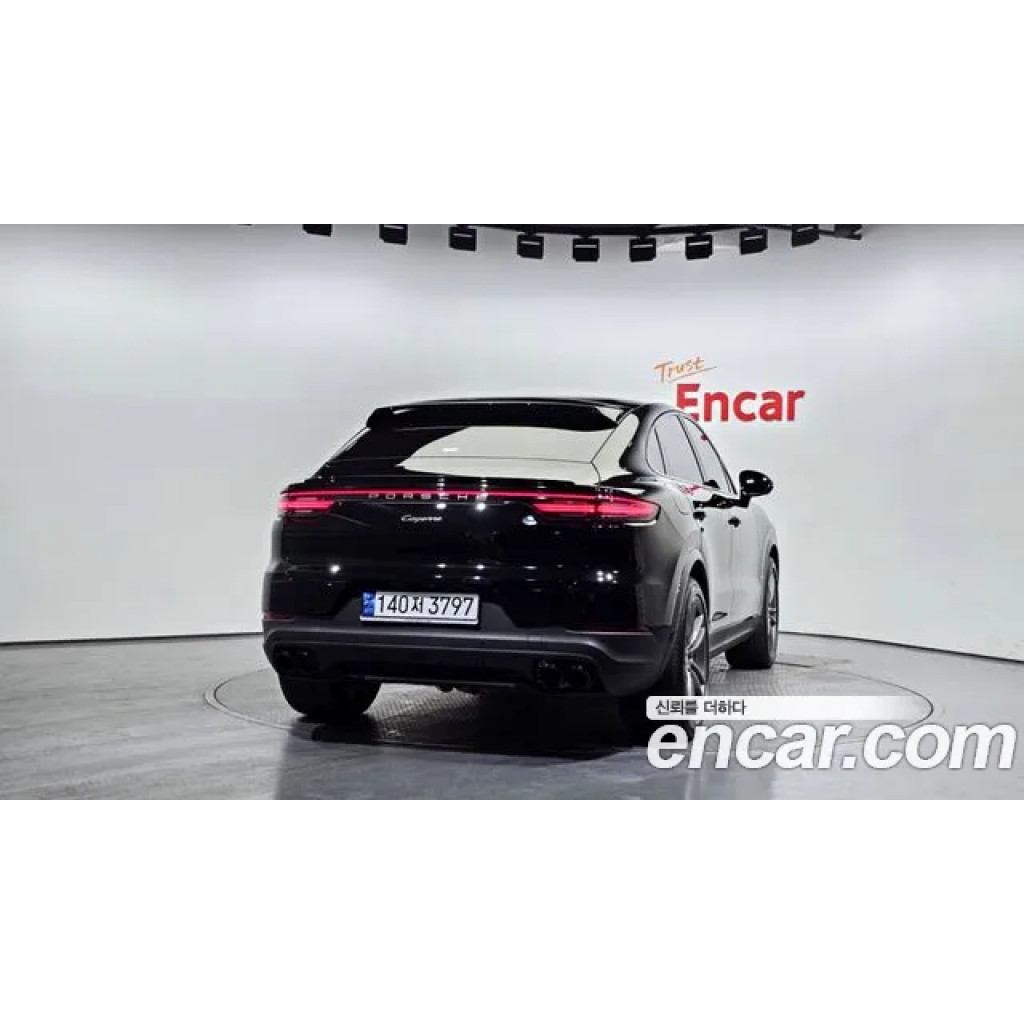 Porsche Cayenne 2023 г.