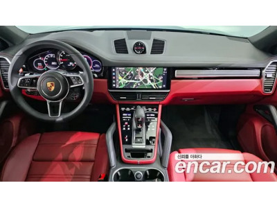 Porsche Cayenne 2023 г.