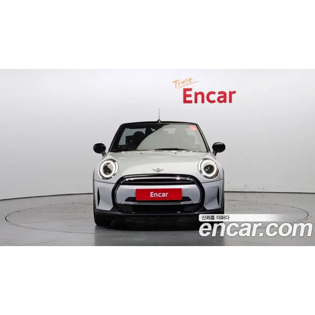 Mini Cooper Convertible 2023 г.