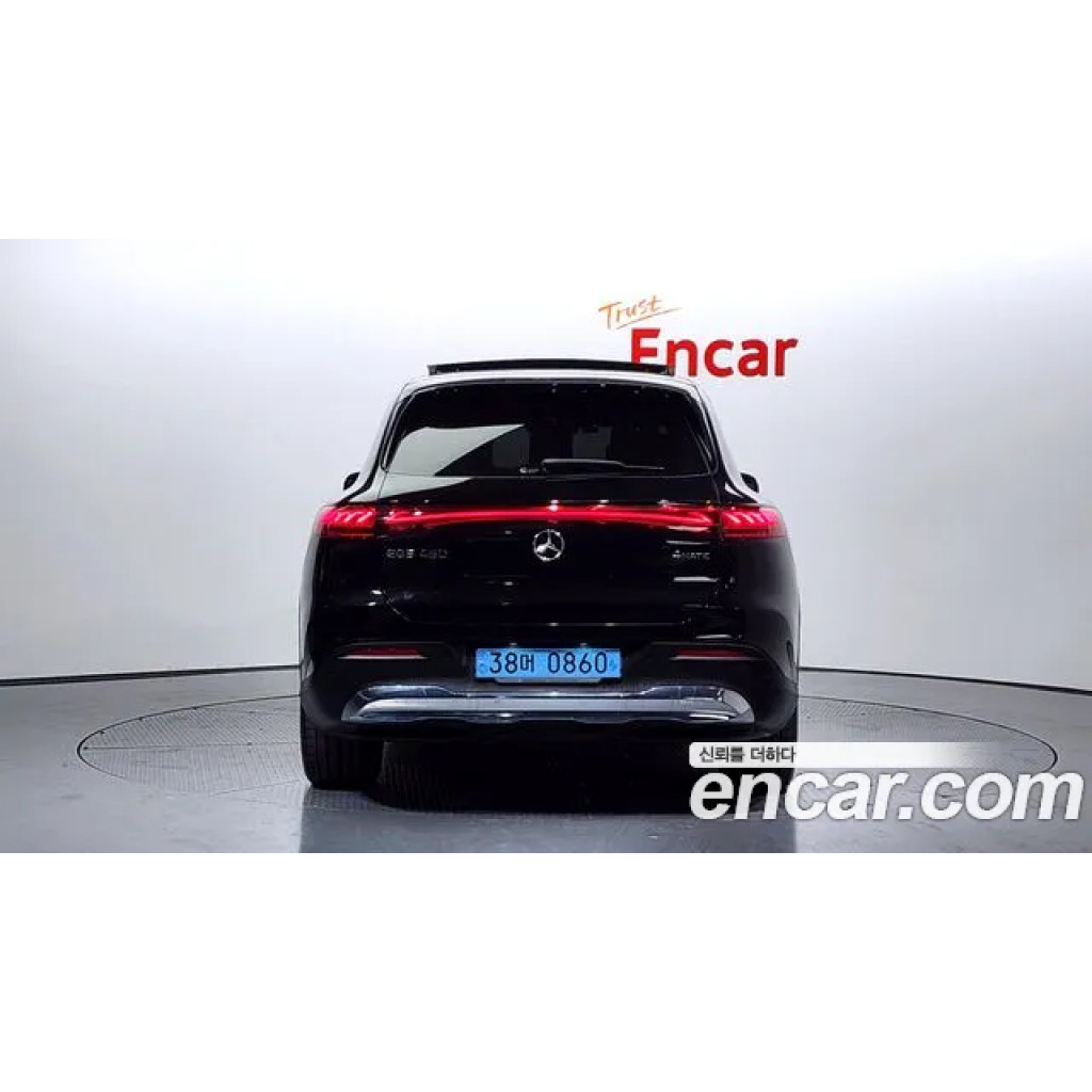 Mercedes Benz EQS 2023 г.