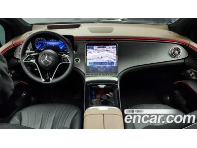 Mercedes Benz EQS 2023 г.
