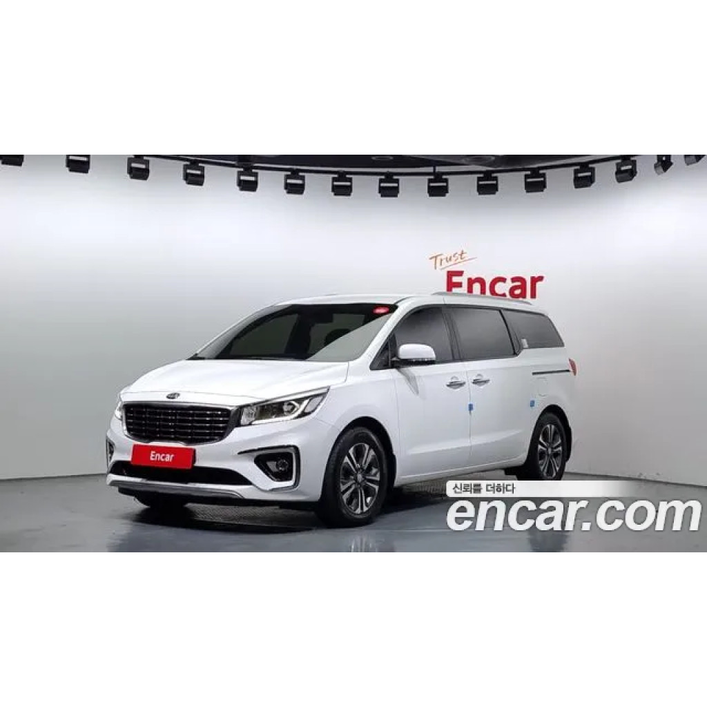 KIA Carnival 2020 г.