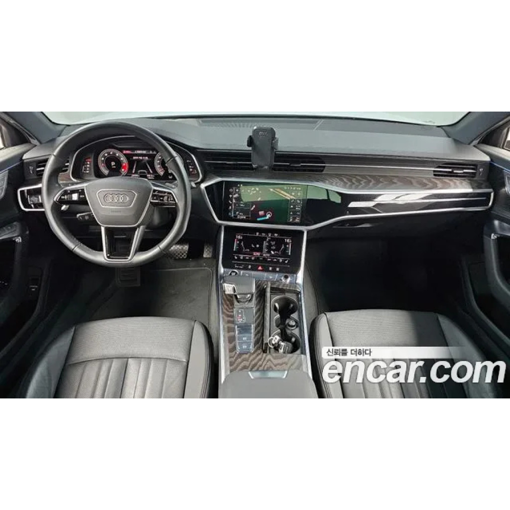 Audi A6 2021 г.