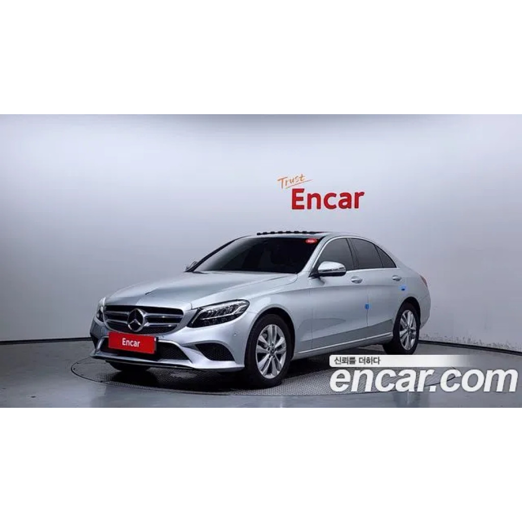 Mercedes Benz C-Class 2020 г.