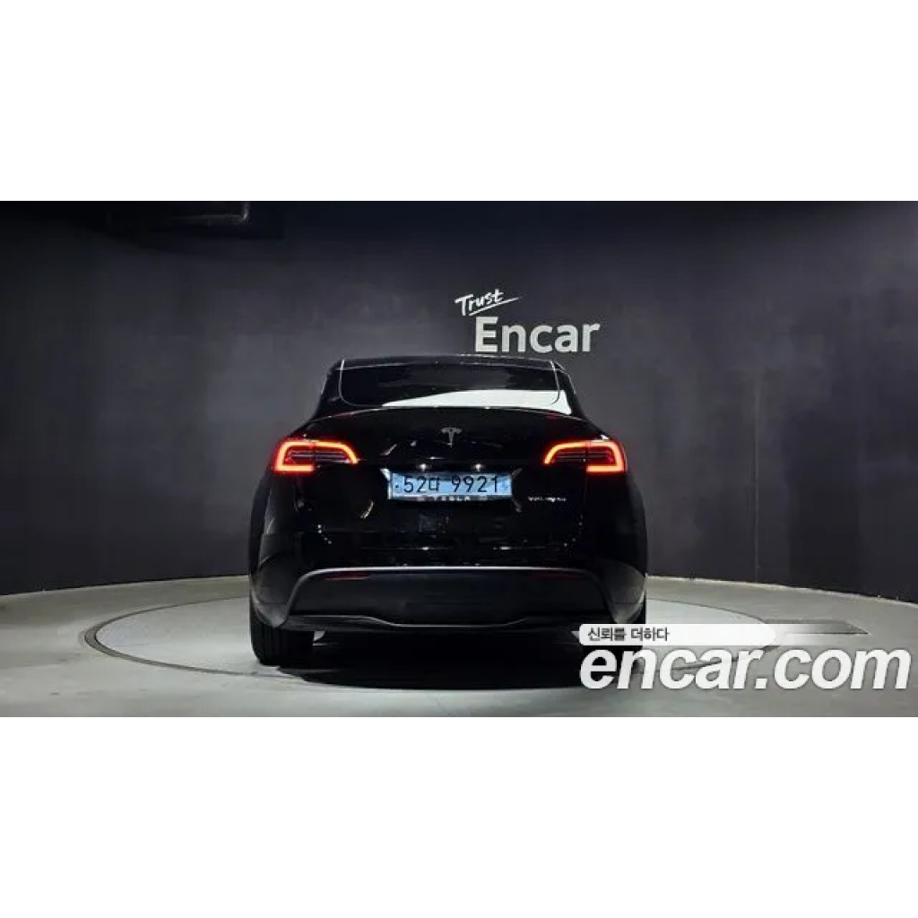 Tesla Model Y 2021 г.