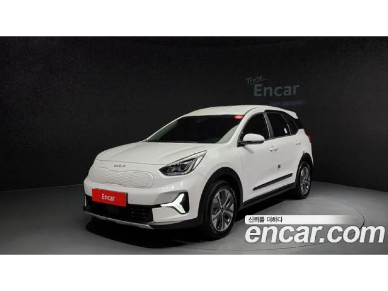 KIA Niro 2023 г.
