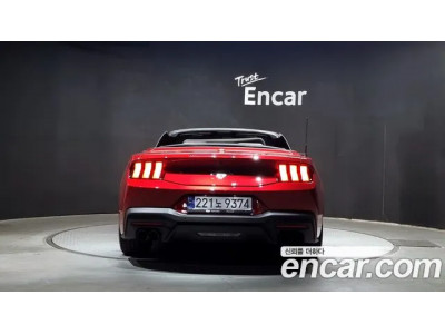 Ford Mustang 2024 г.