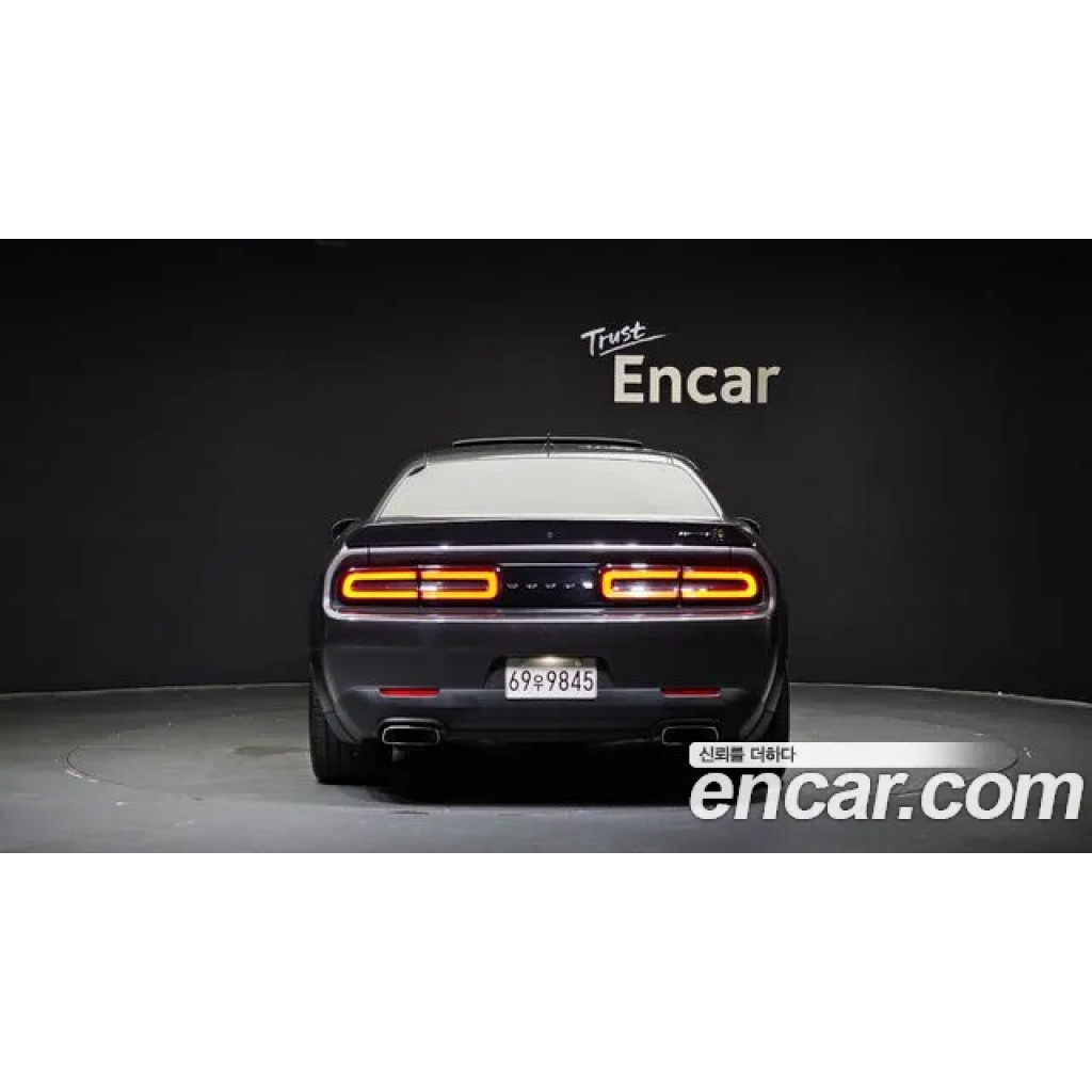 Dodge challenger 2021 г.