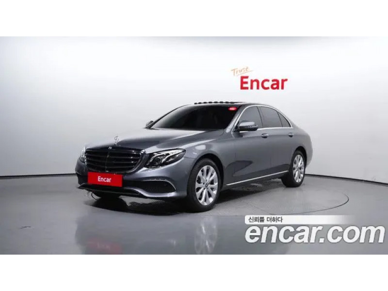 Mercedes Benz E-Class 2020 г.
