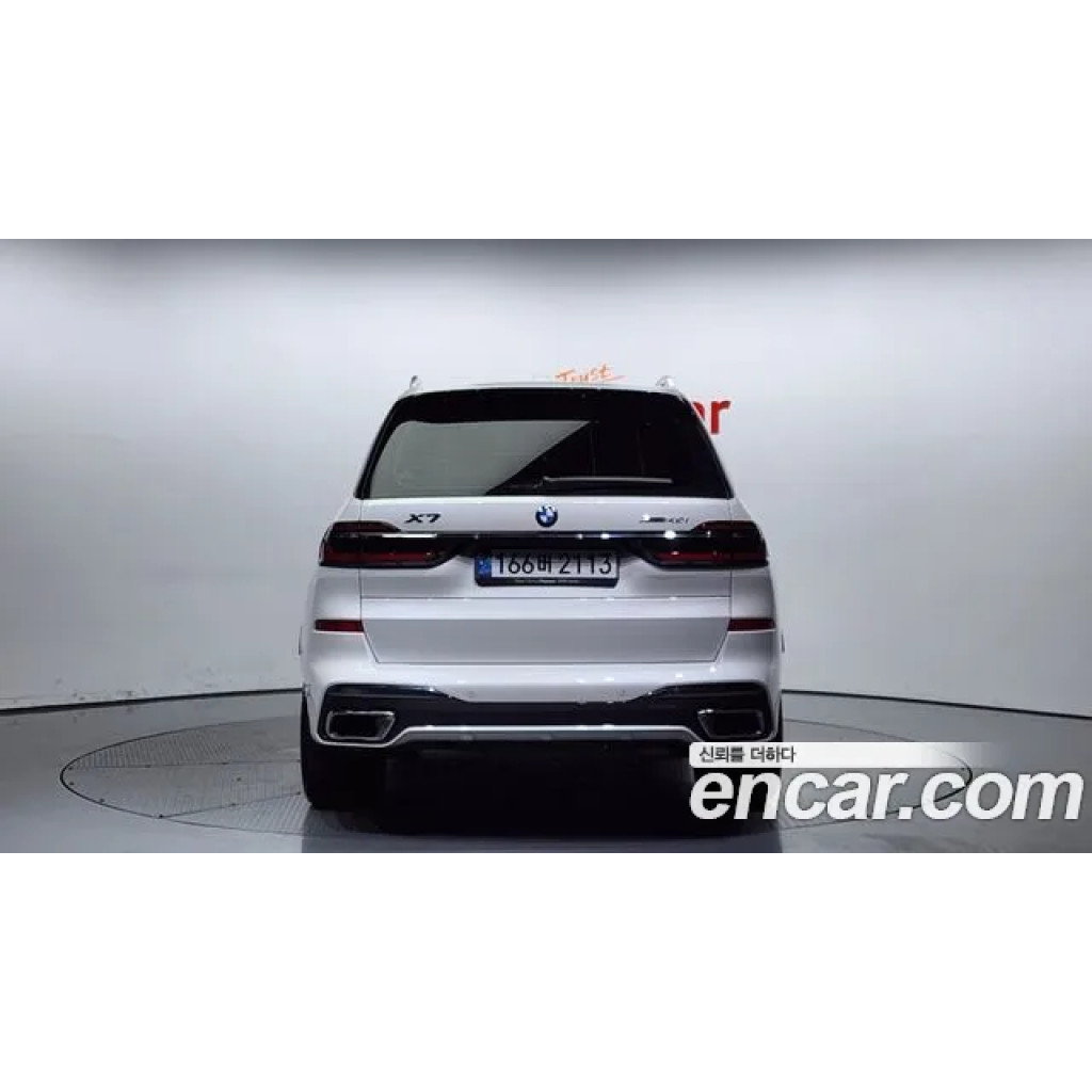 BMW X7 2024 г.