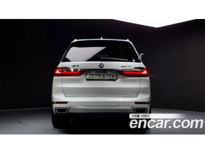 BMW X7 2021 г.