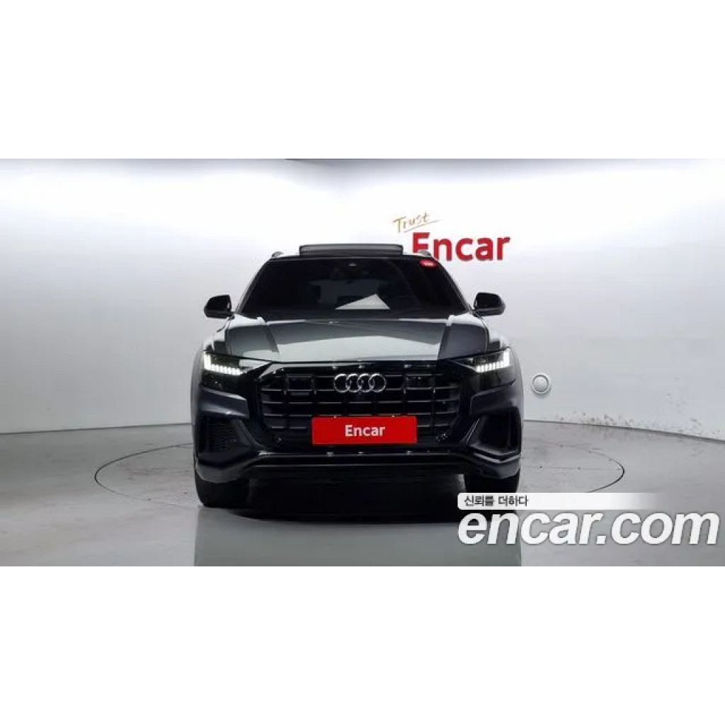 Audi Q8 2021 г.