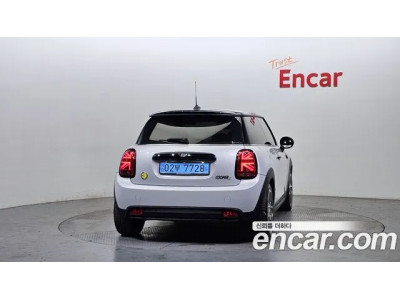 Mini Cooper 2022 г.