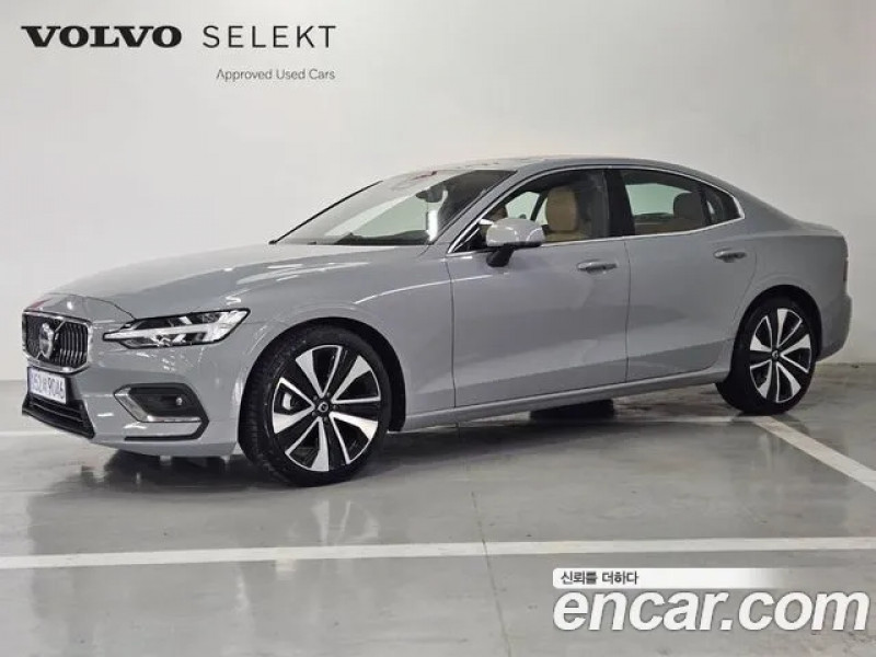 Volvo S60 2024 г.