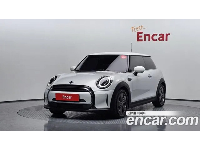 Mini Cooper 2023 г.