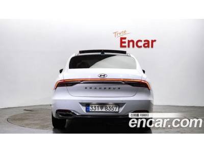 Hyundai Grandeur 2023 г.