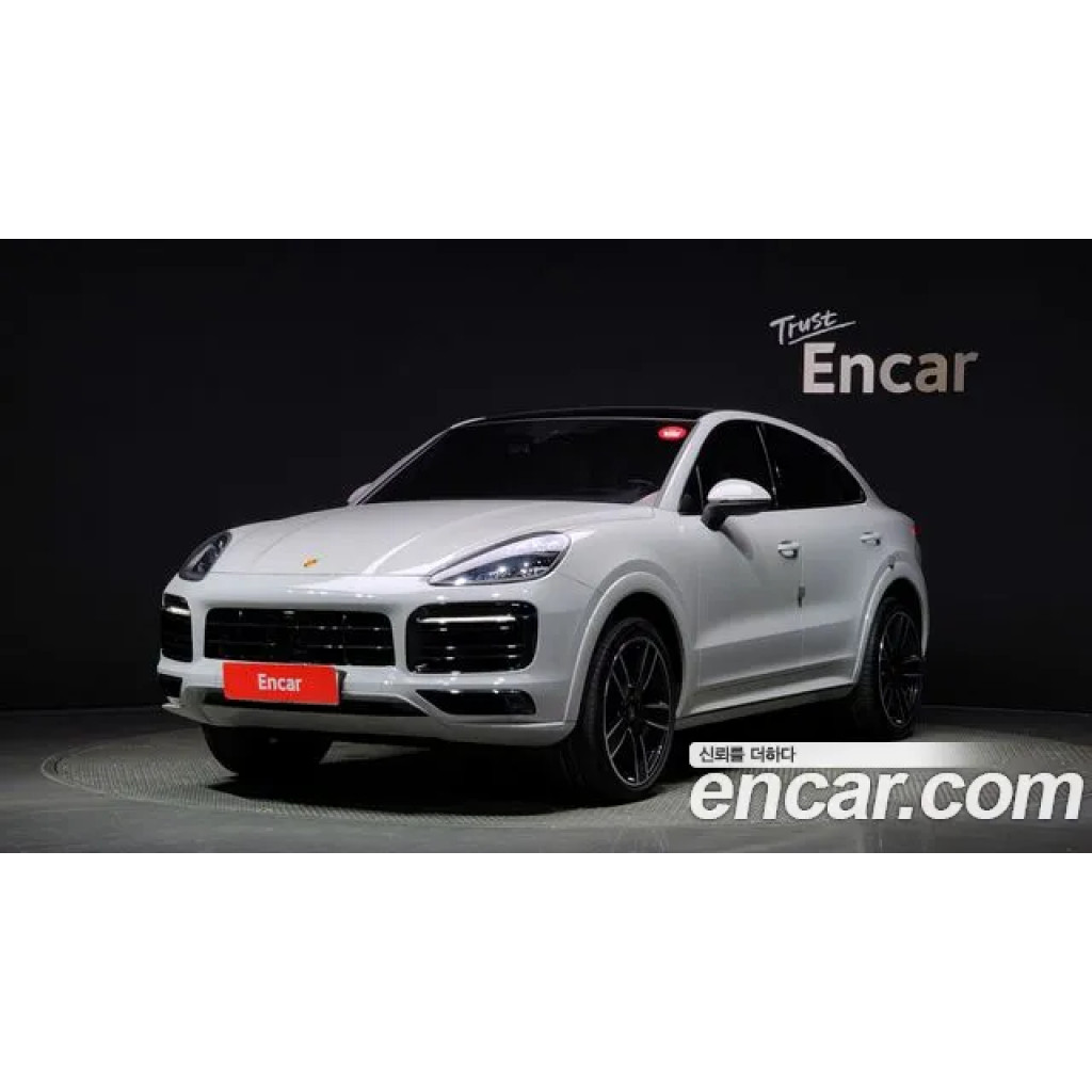 Porsche Cayenne 2022 г.