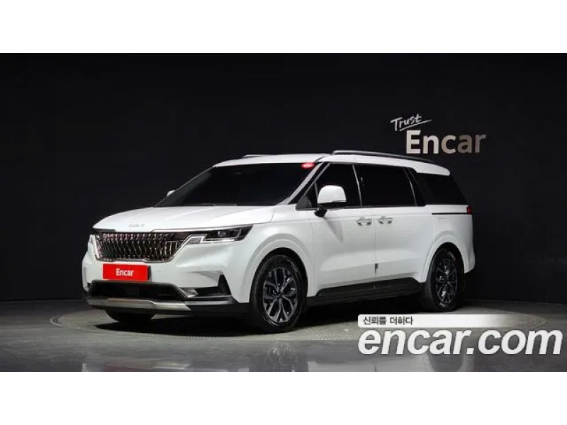 KIA Carnival 2023 г.