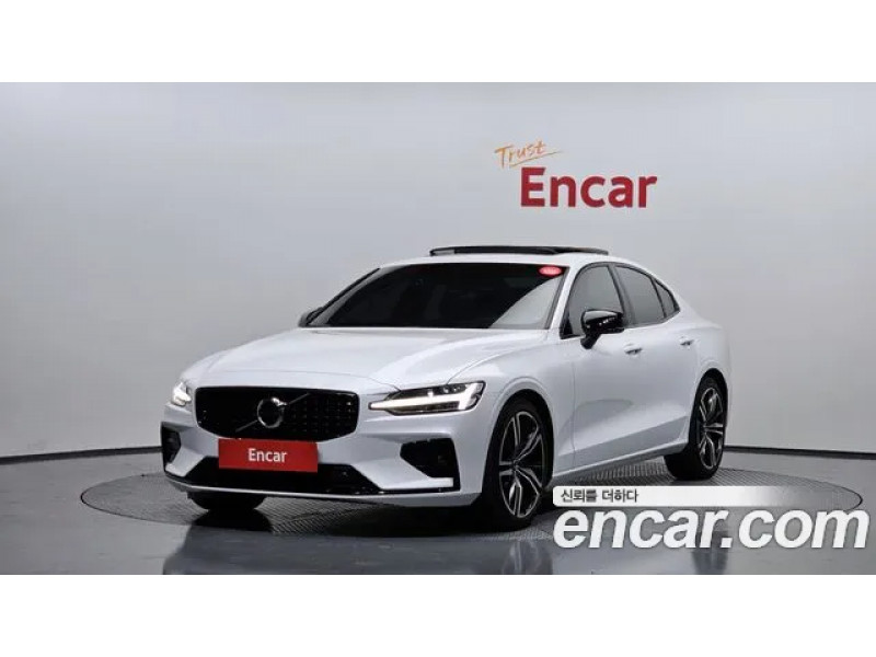 Volvo S60 2022 г.