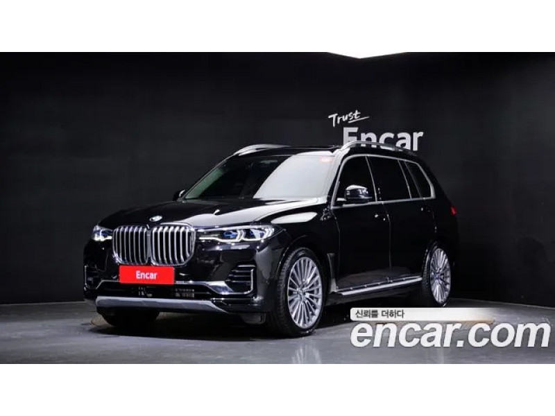 BMW X7 2021 г.