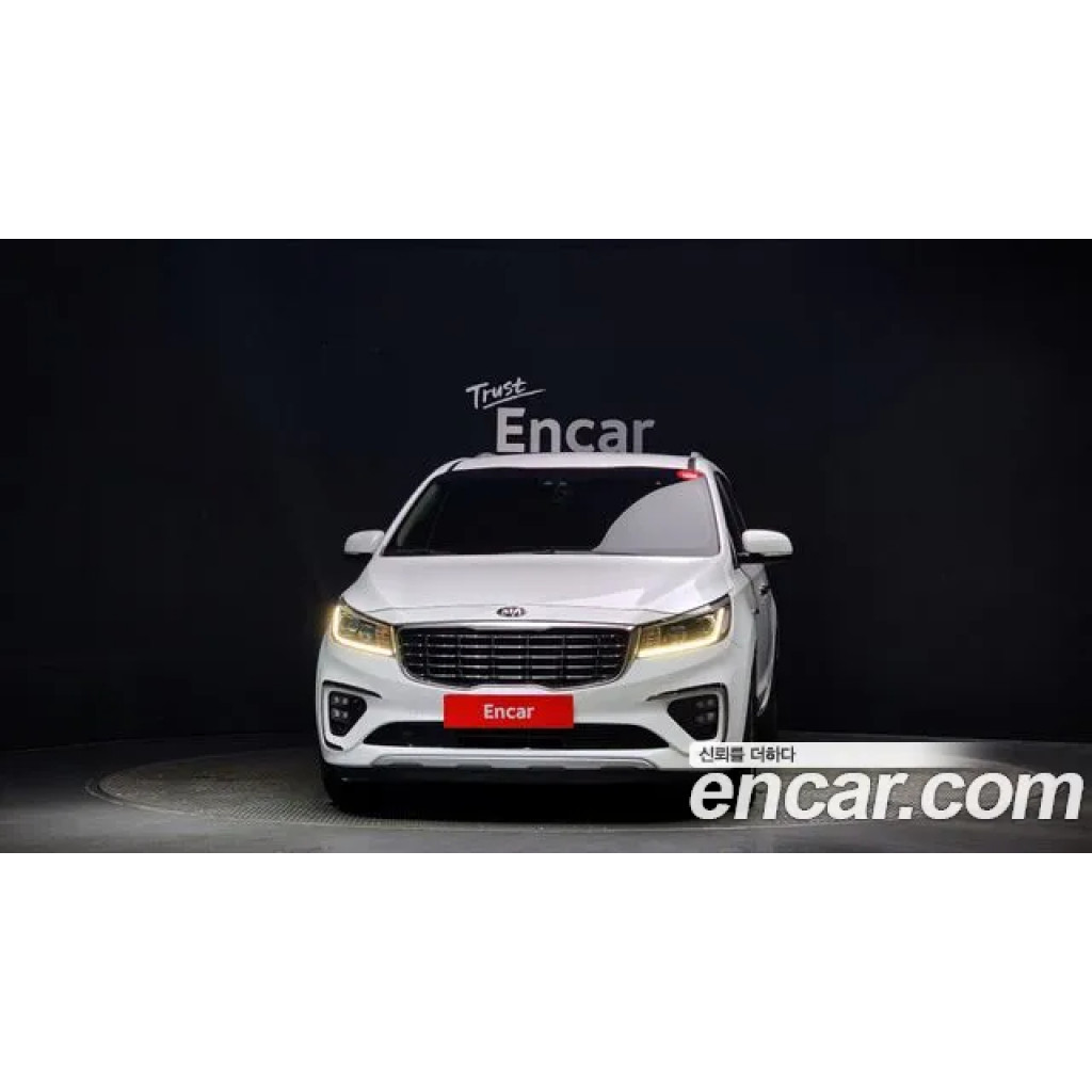 KIA Carnival 2020 г.
