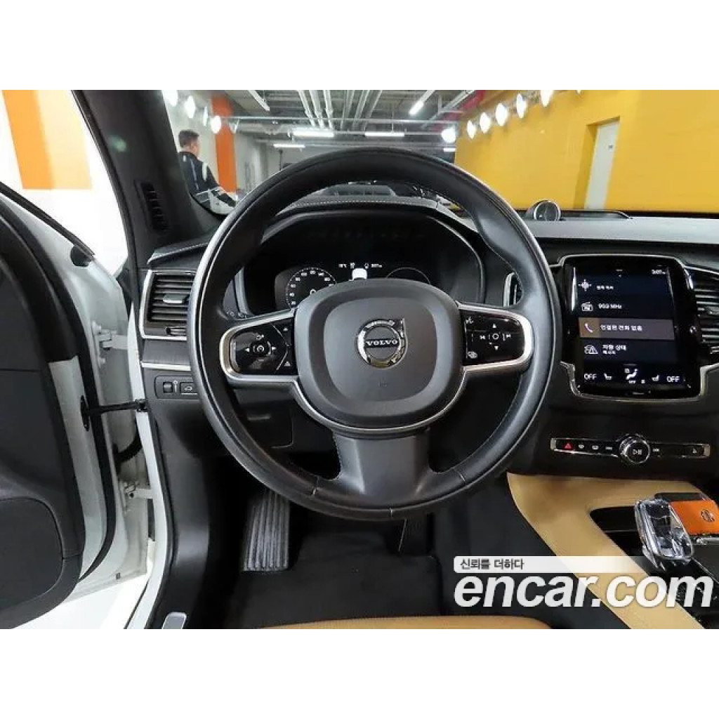 Volvo XC90 2022 г.