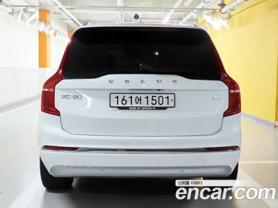 Volvo XC90 2022 г.