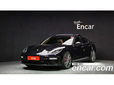 Porsche Panamera 2020 г.