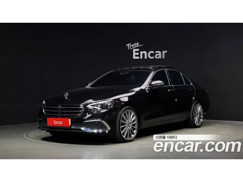 Mercedes Benz E-Class 2023 г.