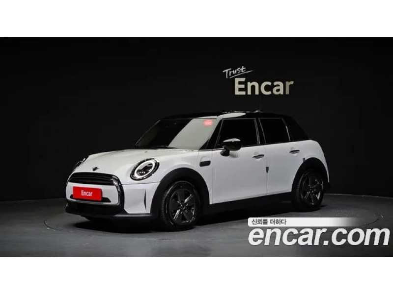Mini Cooper 2023 г.