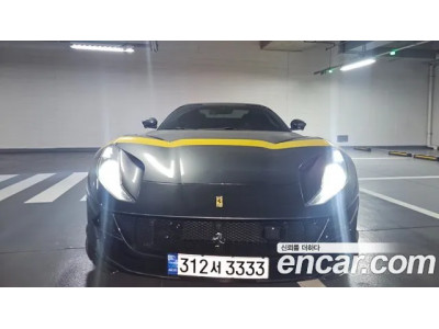 Ferrari 812 2021 г.