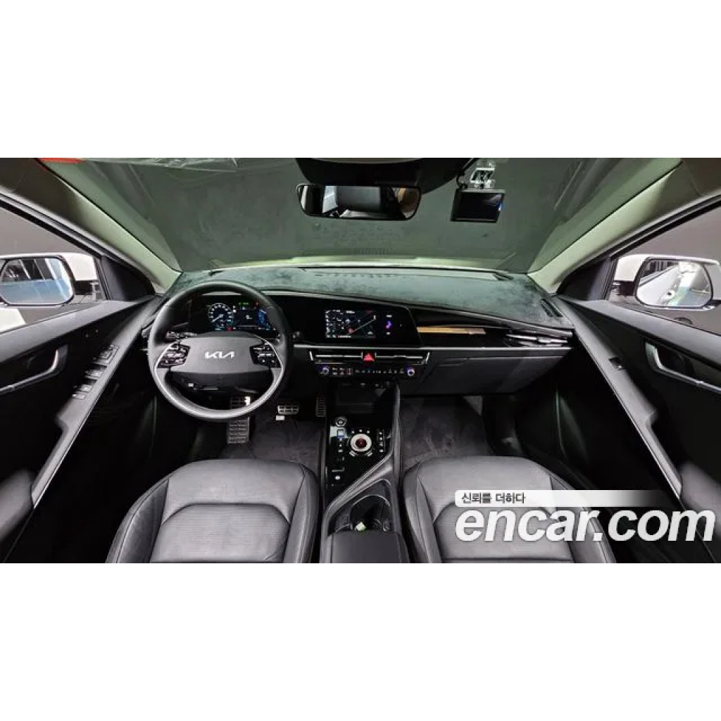 KIA Niro 2023 г.