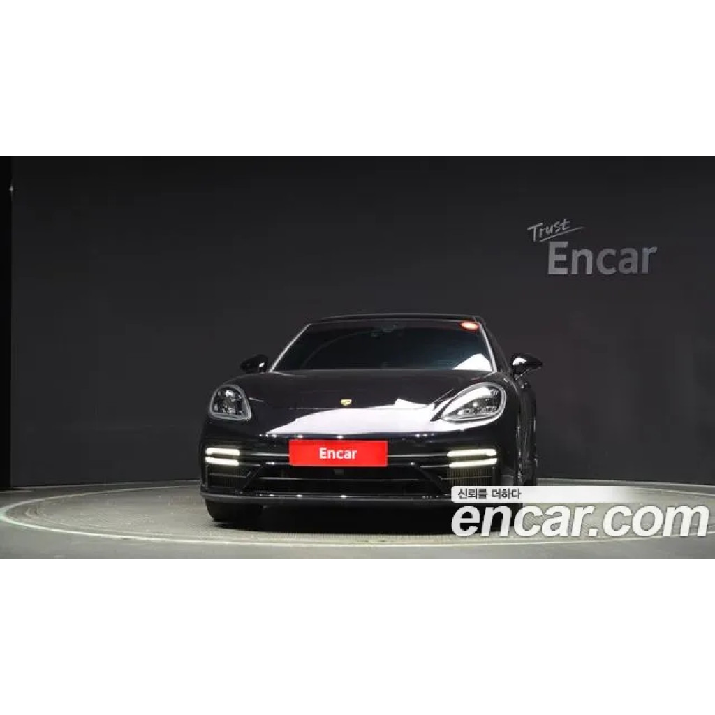 Porsche Panamera 2021 г.