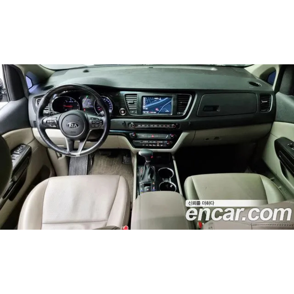 KIA Carnival 2020 г.