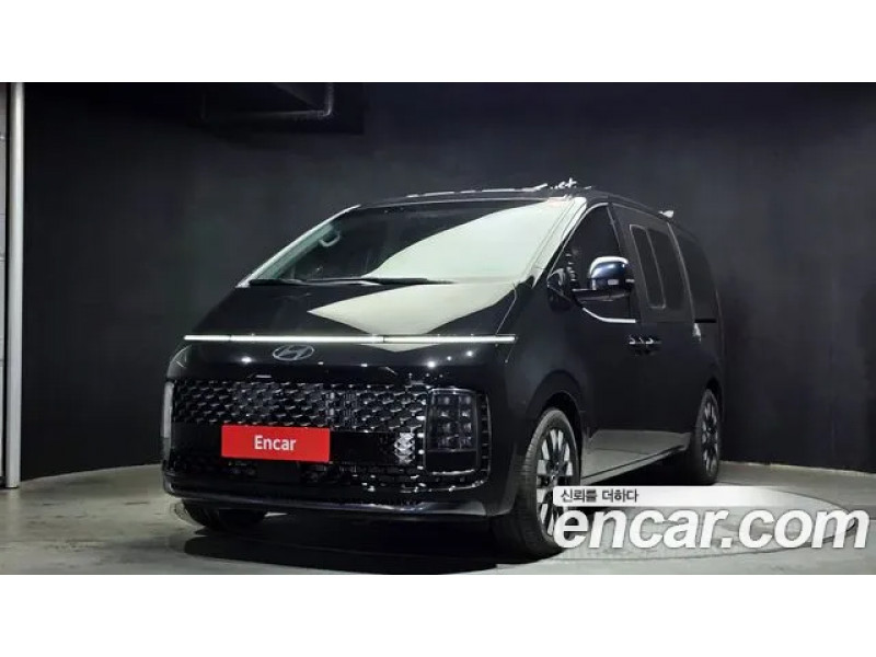 Hyundai Staria 2025 г.