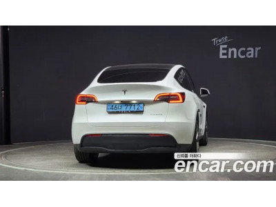 Tesla Model Y 2021 г.